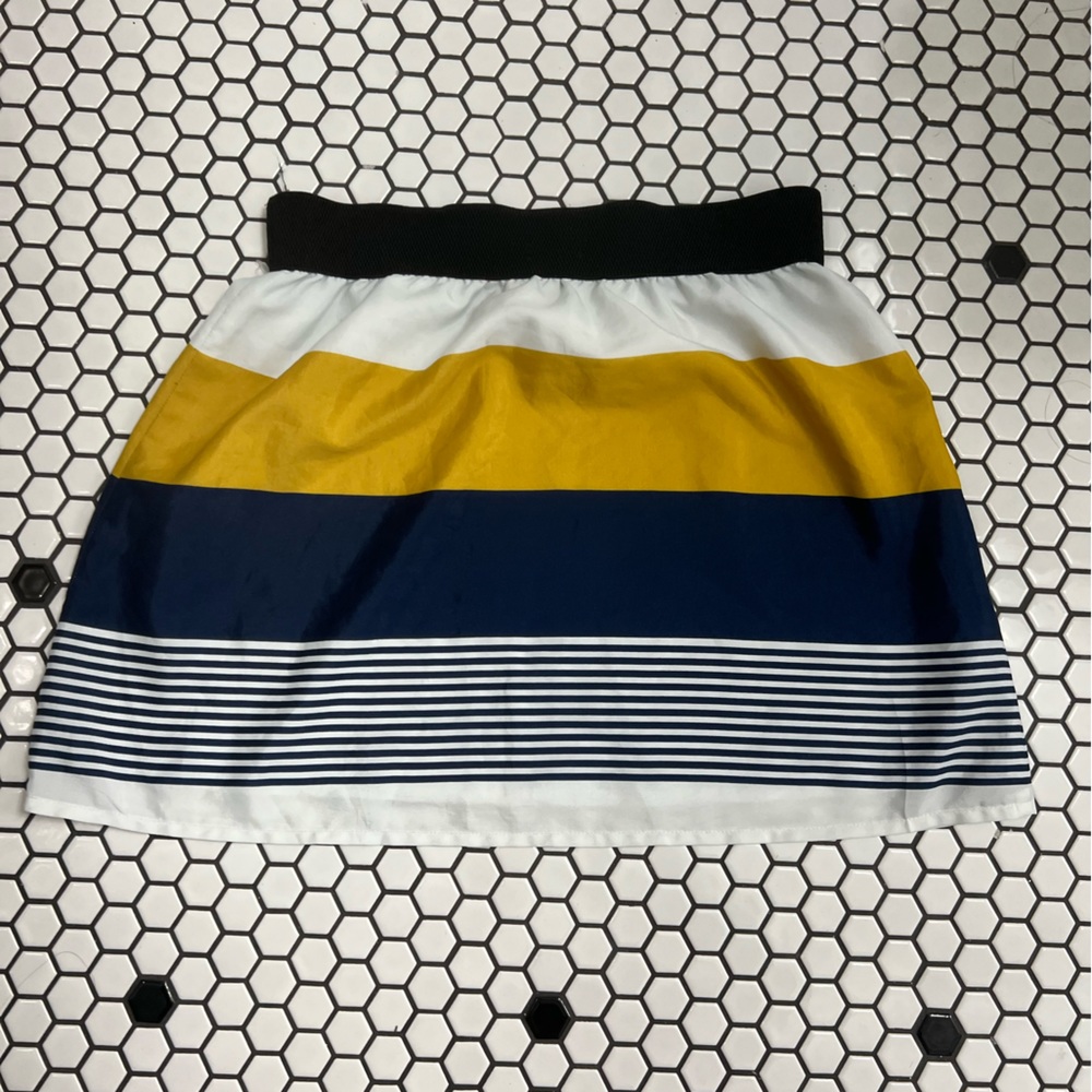 Love riche elastic waist skirt size medium